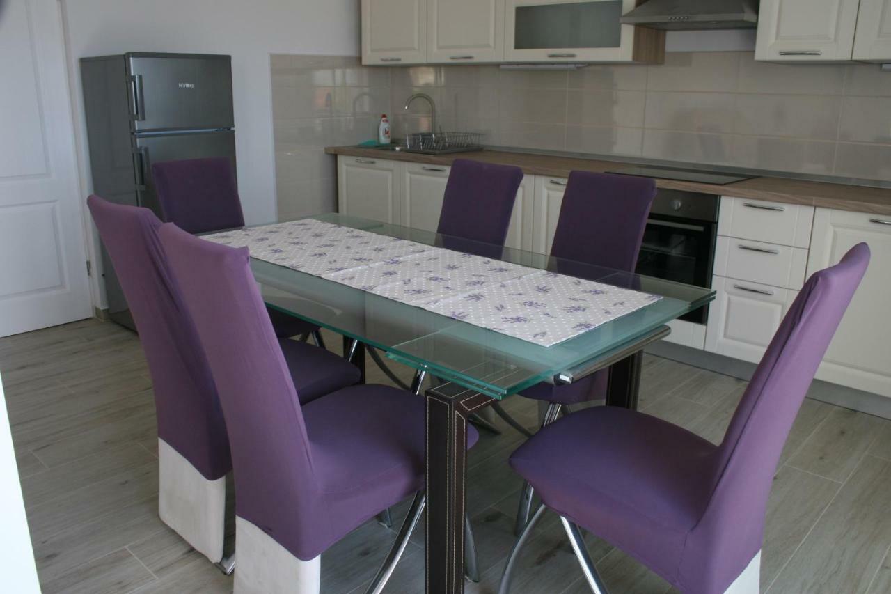 Apartment Aria Banjol Екстер'єр фото